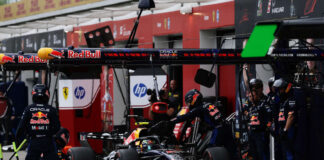The crazy Sunday of the 'boxer' Hadjar: a stop and go, 10 second penalties and in the end he is 5th
