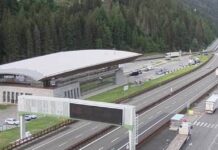 Traffico scorrevole prima del blocco totale del Brennero