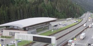 Traffico scorrevole prima del blocco totale del Brennero