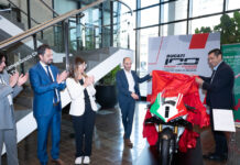 Una moto Ducati Tricolore per gli 80 anni della Repubblica