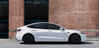Tesla-Model-3