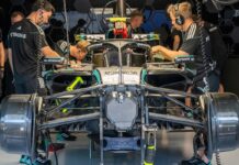 Garajda çalışma gecesi: Mercedes, FIA'nın dayattığı "sokağa çıkma yasağı" rejimini ihlal ediyor
