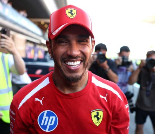 Hamilton: "Zaferden sonra insanların geri dönüşü çılgınca"
