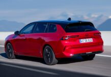 Opel-Astra-Sports-Tourer-Electric