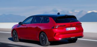 Opel-Astra-Sports-Tourer-Electric