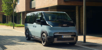 Kia, il PV5 Passenger si amplia con la versione a 7 posti