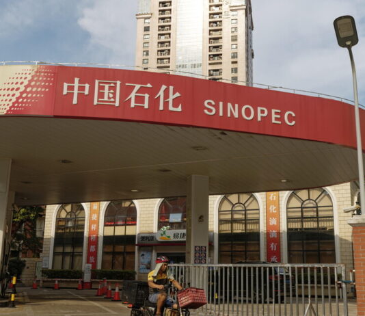 La Cina taglia ancora i prezzi di diesel e benzina