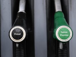 Mimit, prezzo carburanti in lieve calo, benzina 1,919 euro