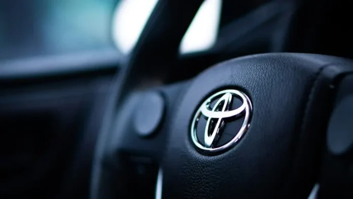 Toyota Kentucky, RAV4 Hibrit montajına başladı, 40. yılda boya tesisinin temelini attı
