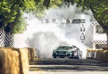 Bentley porta lo spirito di Crewe a Goodwood
