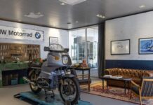 Bmw Motorrad celebra i 50 anni della sigla RS con una mostra alla House of Bmw