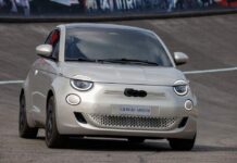 Sınırlı Sayıda Fiat 500e Giorgio Armani Geldi….