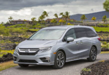 Honda, arka görüş kamerası arızası nedeniyle 325.000 Odyssey'i geri çağırıyor


