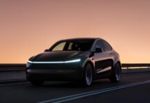 Tesla, Miami'de sınırlı robotaksi hizmetini sessizce başlatıyor

